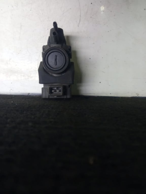149566215R valve RENAULT MASTER, OPEL VIVARO