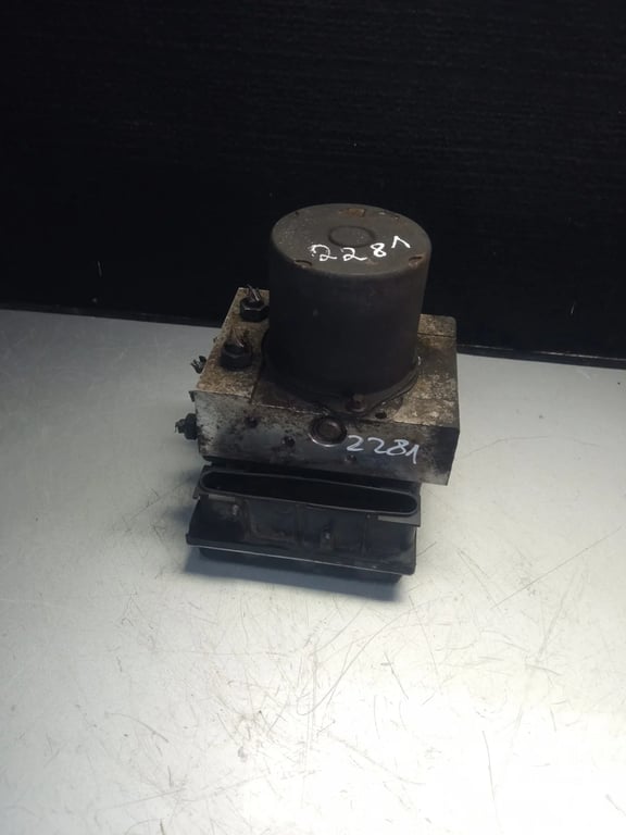 0265251564 CC11-2C405-BA ABS PUMP for FORD