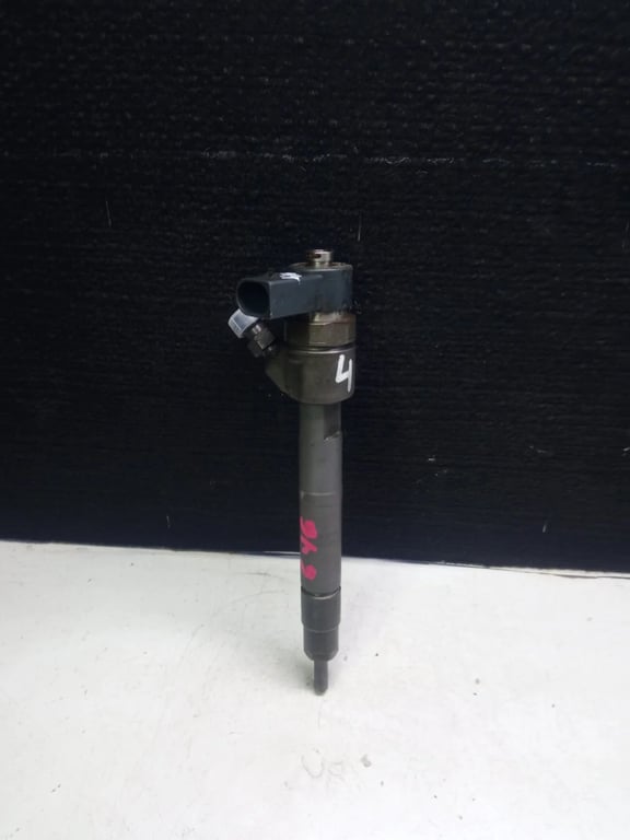 A6460700287 0445110 FUEL INJECTOR for MB VITO