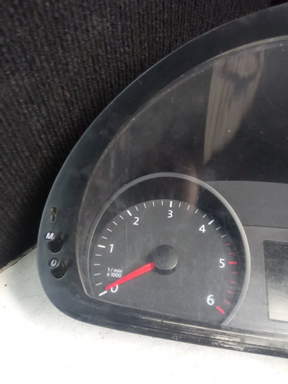 HVW9069004300 A9069010301 INSTRUMENT CLUSTER for CRAFTER