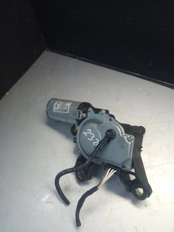 7H0955711 WINDSHIELD WIPER ENGINE REAR for Volkswagen van T5 03