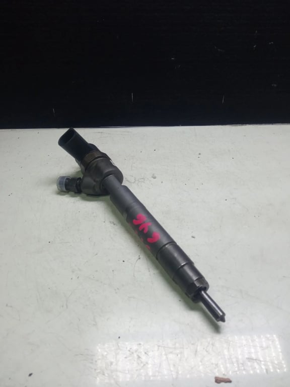 A6460700287 0445110 FUEL INJECTOR for MB VITO