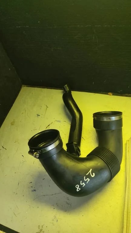 A6120160781 A6120940808 Turbo air intake inlet pipe/hose FOR MB ML 2.7