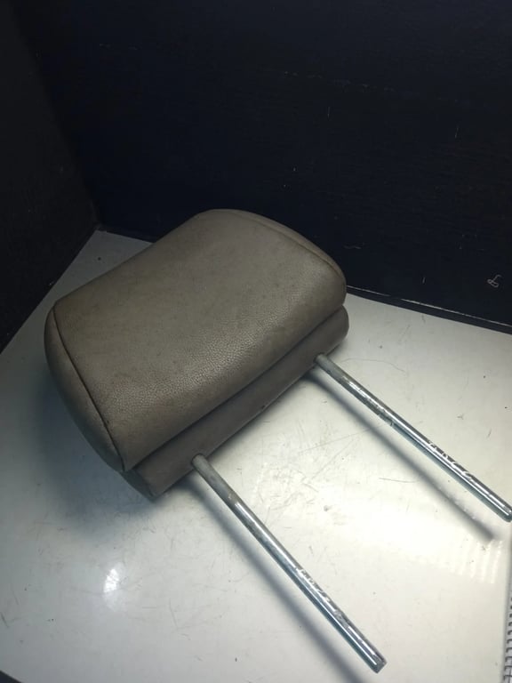 HEAD REST for VW CRAFTER FROM 2006