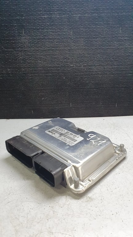 8E0909559M 0261208238 ECU for AUDI