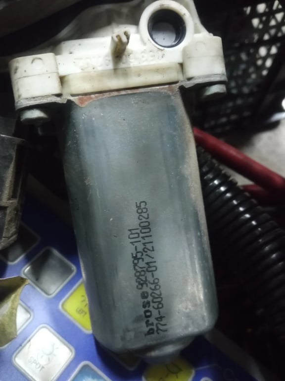 A6395406809 928795-101 774-60266-01 MB Window Regulator
