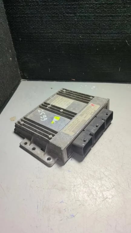 9646988680 9644625680-00 PEUGEOT ECU