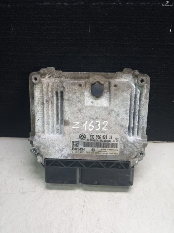 03G906021LR 0281013260 ECU for VW PASSAT