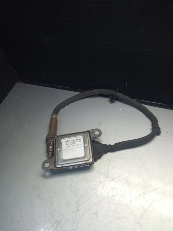 A0009052709 SENSOR LAMBDA ZOND for MB