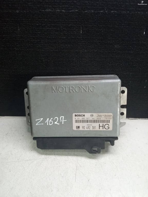 90492381 0261203587 ECU for OPEL OMEGA