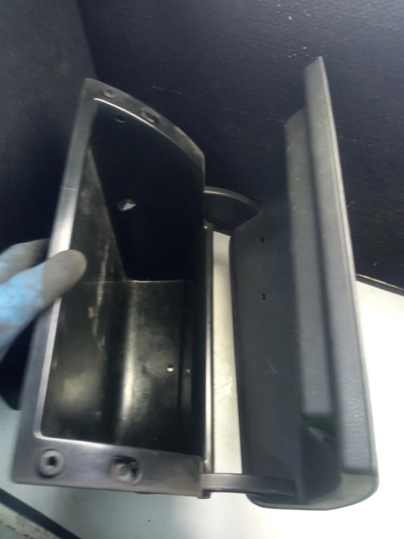 7H5858721A glove compartment for VW