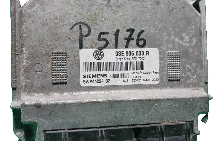 03E906033R Engine control unit/module ECU for Skoda Fabia Mk1 (6Y)