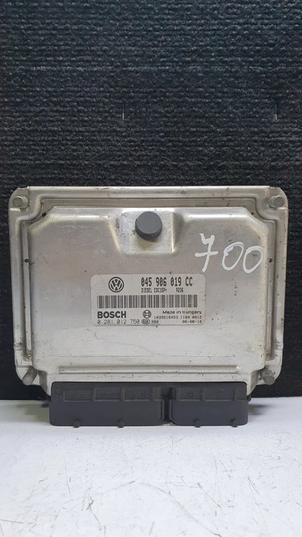 045906019CC 0281012750 SKODA ROOMSTER ECU