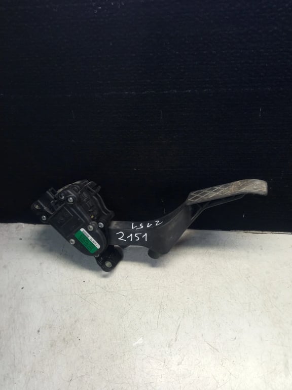 7H1721503G Accelerator pedal for VW