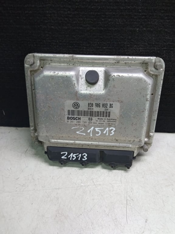 030906032BG 0261206746 ECU for VW