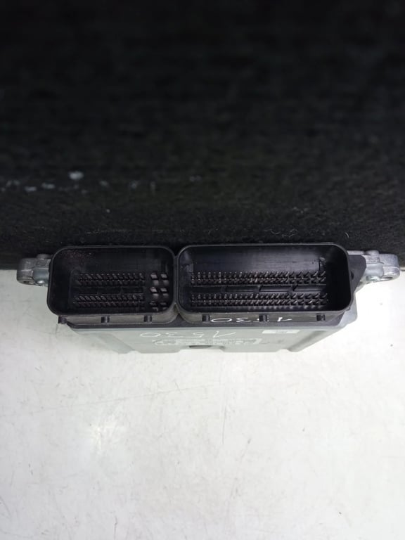A6461501077 0281014187 1039S20832 ECU for MB VITO
