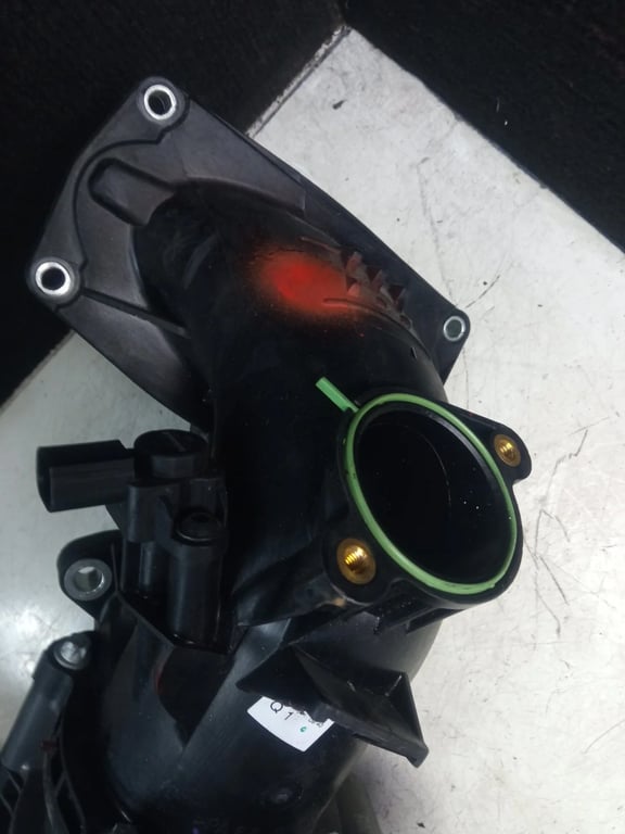 A6510900070 A6510900028 A6510901437 THROTTLE BODY for MB