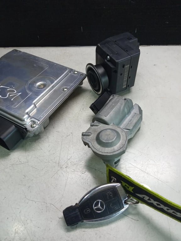 A6471530779 2115451008 A2034621130 ECU for MB
