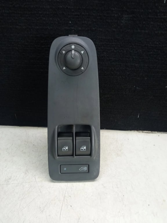 B569 electric window switch for DUCATO 2009