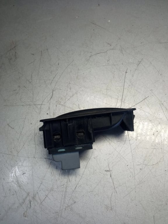 7H5959539 7E0959855 Switch window single VW T5 Transporter