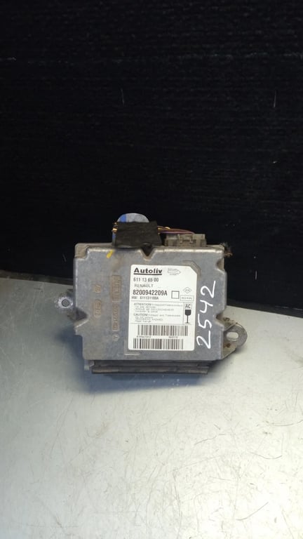 611136500 8200942209A ABS  ECU for RENAULT