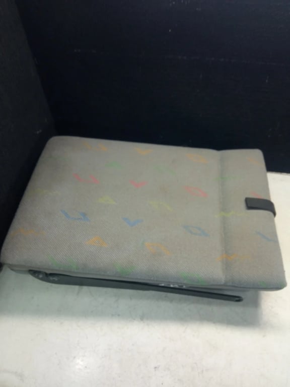 ARMREST CUPHOLDER FOR VW CRAFTER