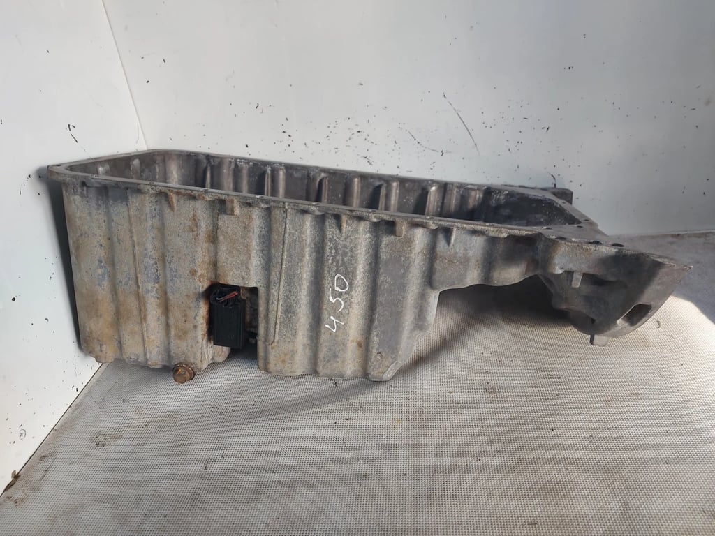 R6110140902 A0041535228 MERCEDES BENZ oil pan