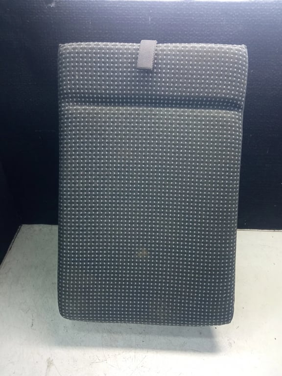 ARMREST CUPHOLDER FOR MB SPRINTER