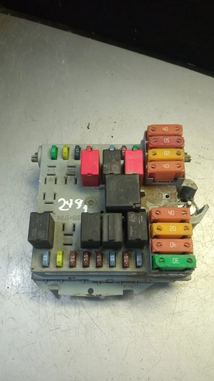 1349946080 FUSEBOX for BOXER
