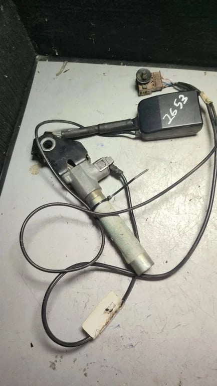 D501197E105 5193902 7041188 SEATBELT BUCKLE for NISSAN