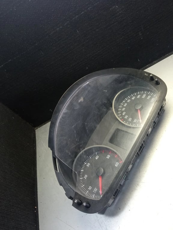 HVW9064468021 2E0920841T INSTRUMENT CLUSTER for MB