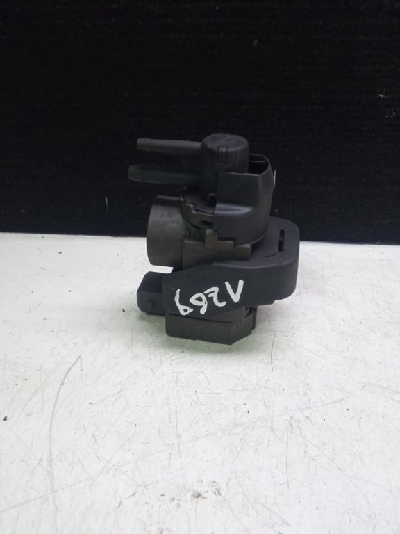 149566215R valve RENAULT MASTER, OPEL VIVARO