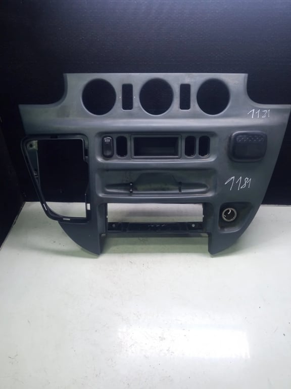 A9016890791 A9016893208 A9016801807 MB panel center part