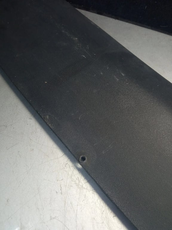 A6398840022 AIR FILTER COVER TRIM for MB