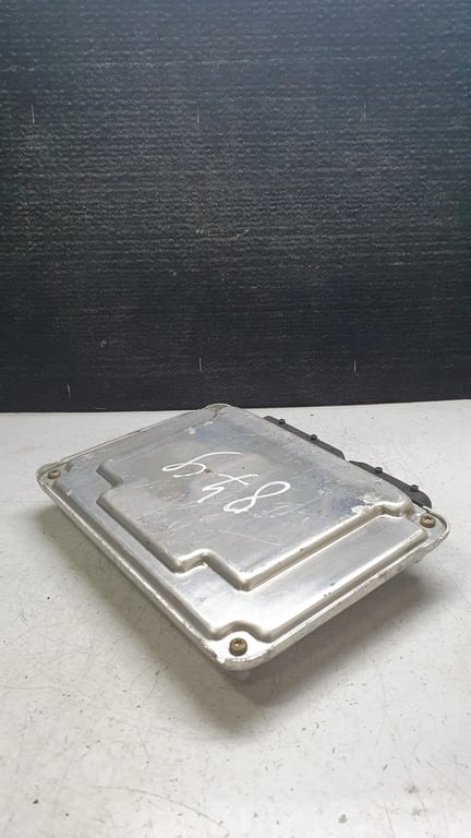 038906012CL 0281010380 28SA5110 ECU for VW