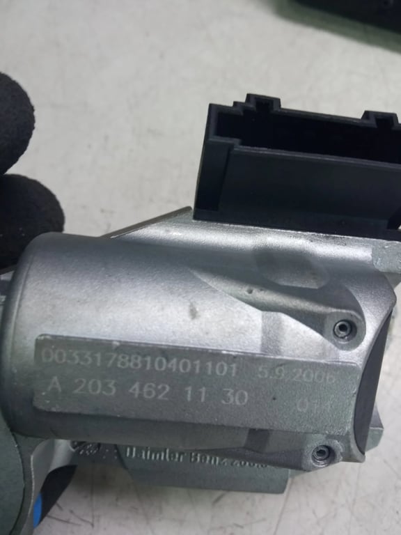 A6421507978 0281013714 2095453308 A2034621130 ECU for MB