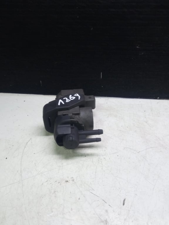 149566215R valve RENAULT MASTER, OPEL VIVARO