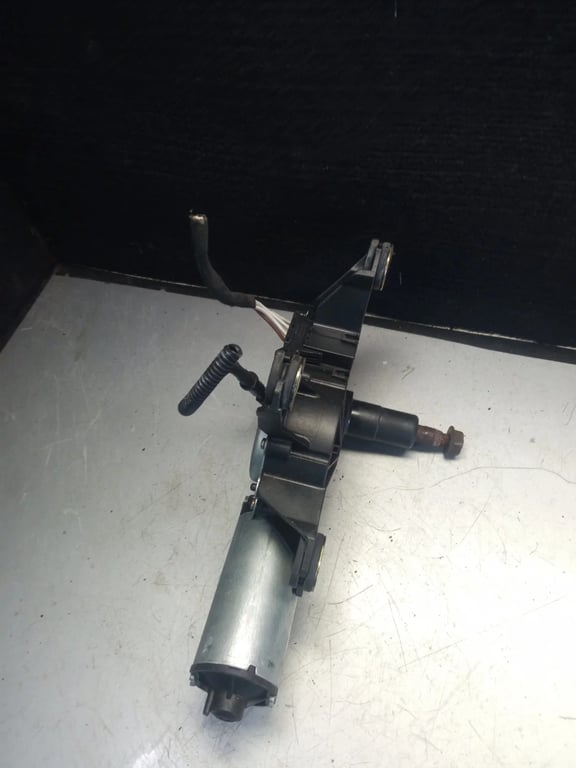 7H0955711 WINDSHIELD WIPER ENGINE REAR for Volkswagen van T5 03