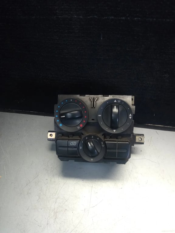 A6398301185KZ 5HB008511 CLIMATE CONTROL UNIT for MB VITO