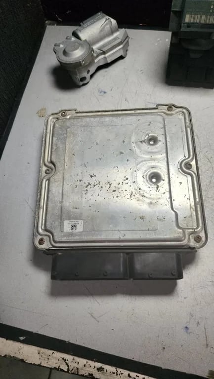 076906022P 0281016819 A9065455808 9064620130 ECU for VW CRAFTER