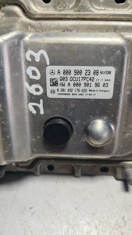 A0009002308 A0009019603 DCU17PC42 0281032176 ECU for MB
