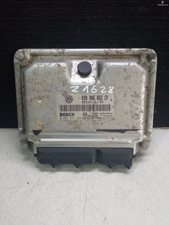 030906032CP 0261207199 ECU for VW