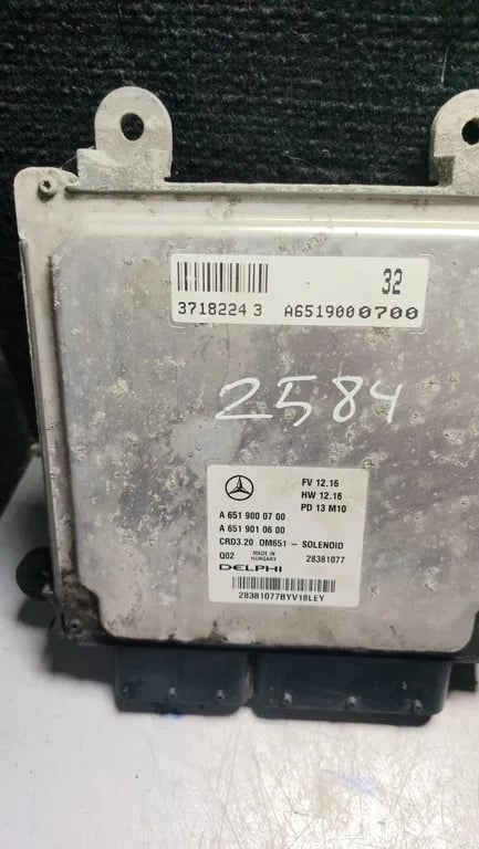 A6519000700 A9069003403 A0375456132 ECU for MB