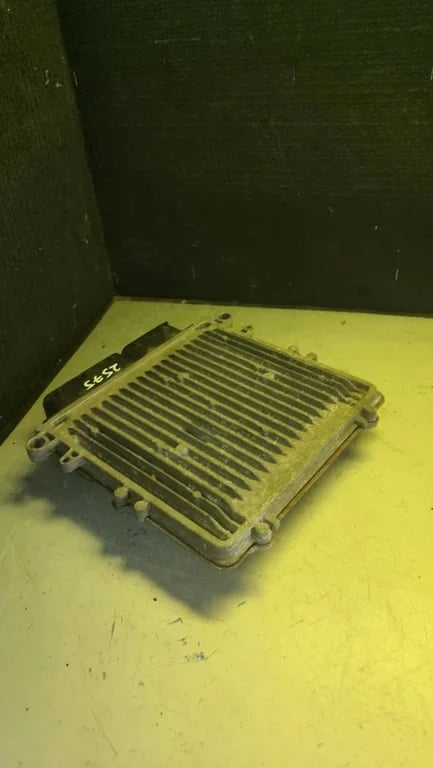 A6421506677 0281013952 ECU for MB