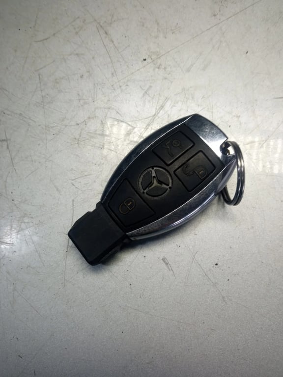 2115450608 A2034621130 IGNITION SWITCH LOCK  for MB