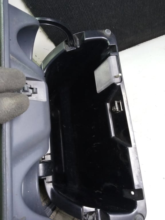 A9016800391 A9016800491 Mercedes Sprinter Glove box