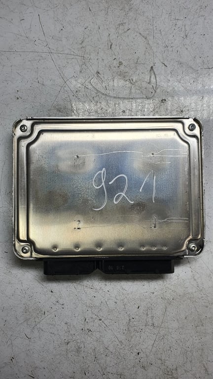8E0909559M 0261208238 ECU for AUDI