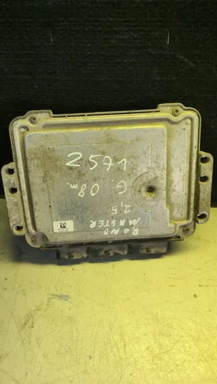 0281013363 8200635663 ECU for RENAULT 2.5