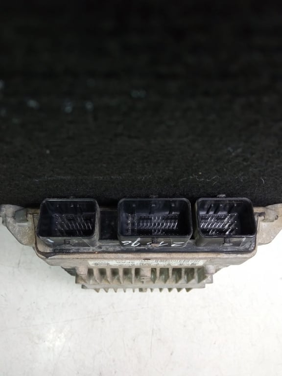 7S61-12A650-BA 5WS40432A ECU for FORD