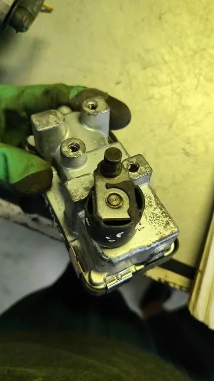 6NW008412 turbo actuator for FORD
